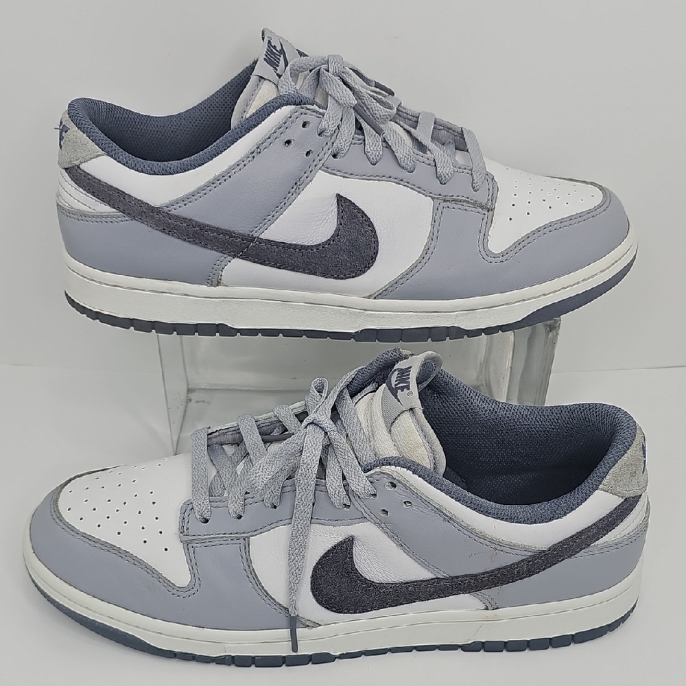 Men's Nike Dunk Low Retro, Size 11 - White / Light Carbon / Platinum Tint - Picture 7 of 14